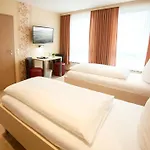 Haus Hubertus Hotel Winterspelt