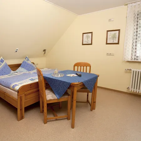 Hotel Haus Hubertus Winterspelt