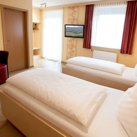 Haus Hubertus Otel Winterspelt