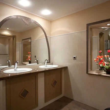 Haus Hubertus Hotel Winterspelt