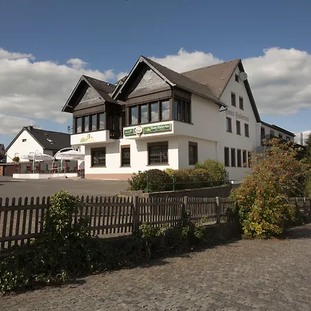 Hotel Haus Hubertus 3*