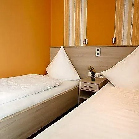 Haus Hubertus Hotell Winterspelt