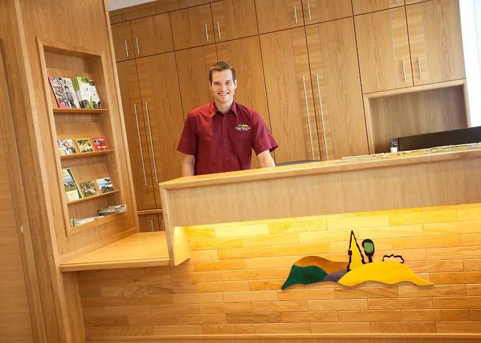 豪斯胡贝图斯酒店 酒店 Winterspelt