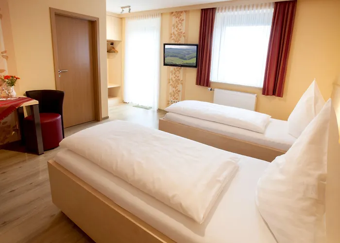 Haus Hubertus فندق Winterspelt