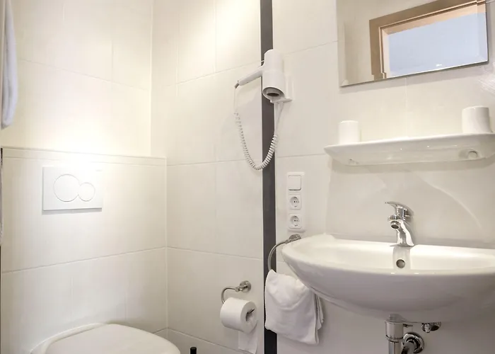 豪斯胡贝图斯酒店 3* Winterspelt