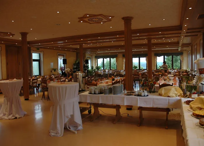 Haus Hubertus فندق