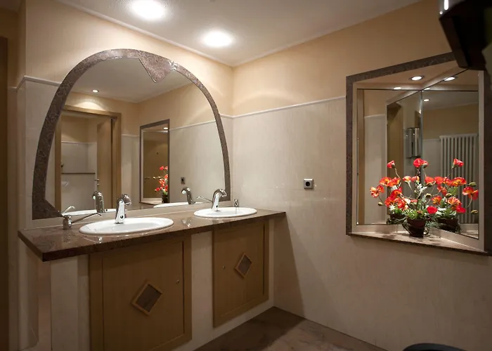 Haus Hubertus فندق Winterspelt