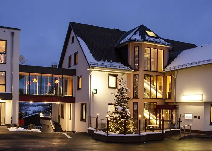 Haus Hubertus فندق Winterspelt