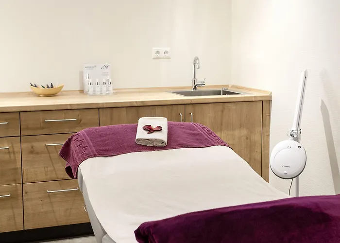 豪斯胡贝图斯酒店 酒店 Winterspelt