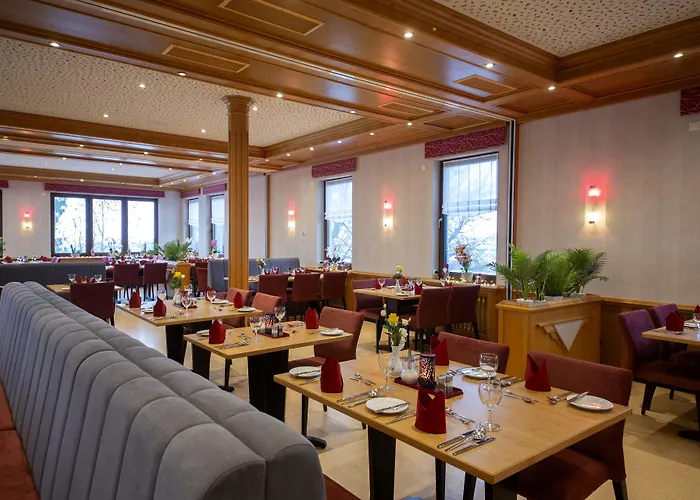 酒店 豪斯胡贝图斯酒店 3*