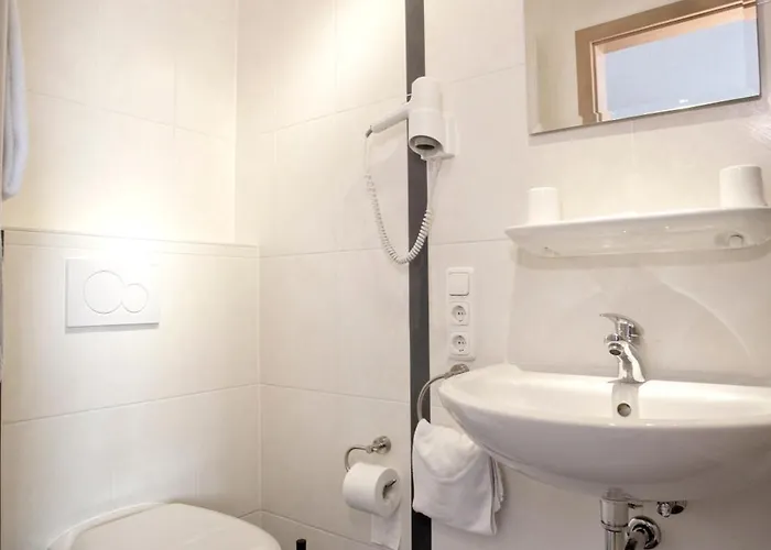 豪斯胡贝图斯酒店 酒店 3*