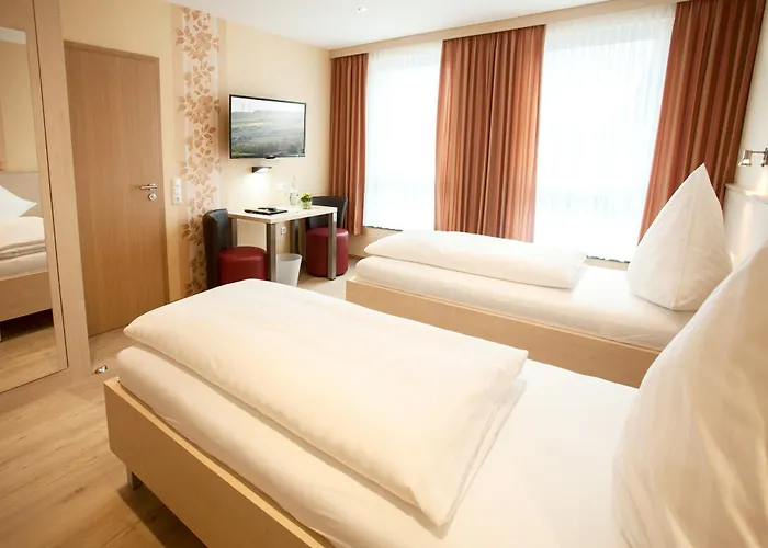 Haus Hubertus فندق Winterspelt